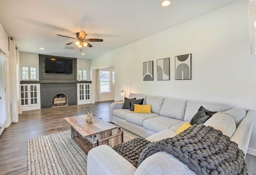 Renovated Birmingham Home ~ 2 Mi To Dtwn!