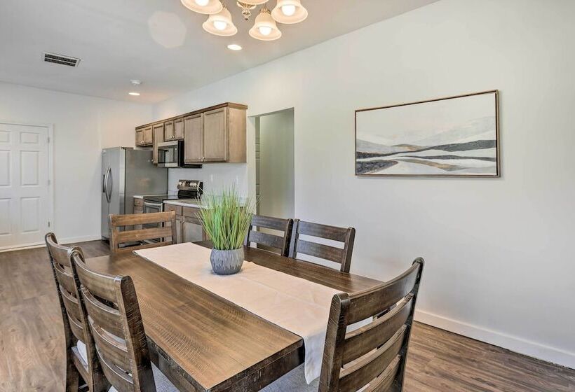 Renovated Birmingham Home ~ 2 Mi To Dtwn!