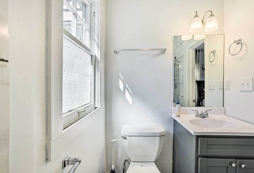 Renovated Birmingham Home ~ 2 Mi To Dtwn!