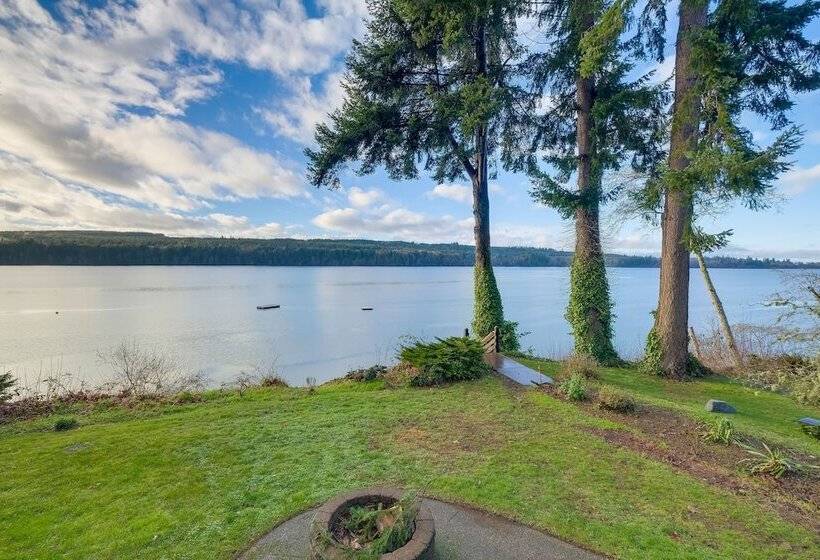 Renovated Kingston Home: Game Room & Deck!