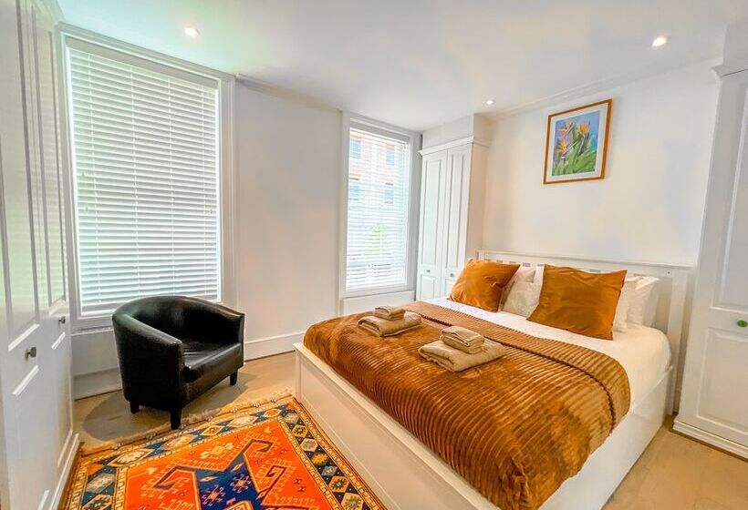 住所 Beautiful & Historic Victoria 3brs Retreat With Ac