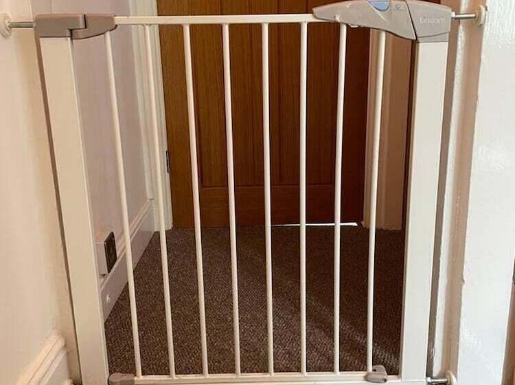 اقامتگاه 2 Bed House In Chesterfield Free Parking Garden