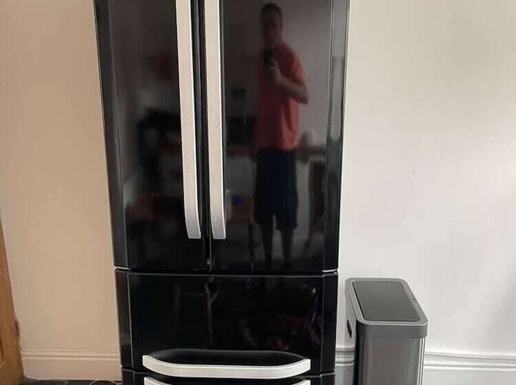 اقامتگاه 2 Bed House In Chesterfield Free Parking Garden