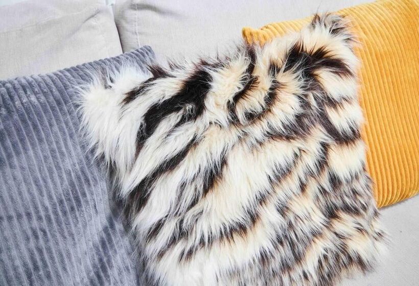 Резиденция Dellehomes Remarkable 4 Bed House In Manchester