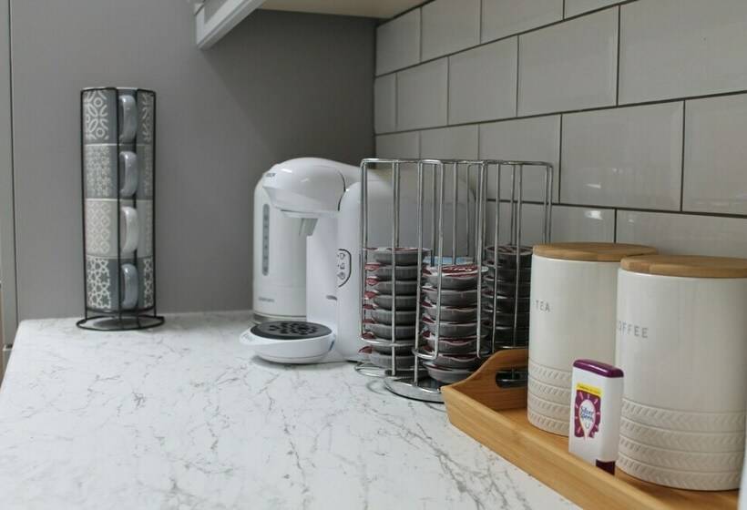 דירת נופש Stunning 4 Bed House In Belfast