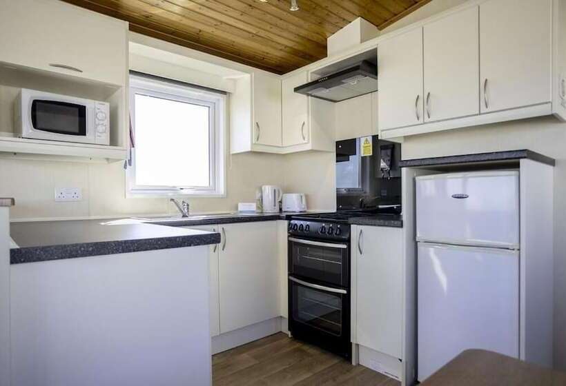 אתר נופש Barmouth Bay