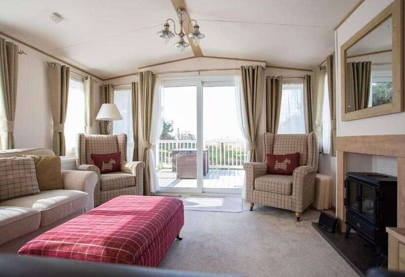 אתר נופש Barmouth Bay