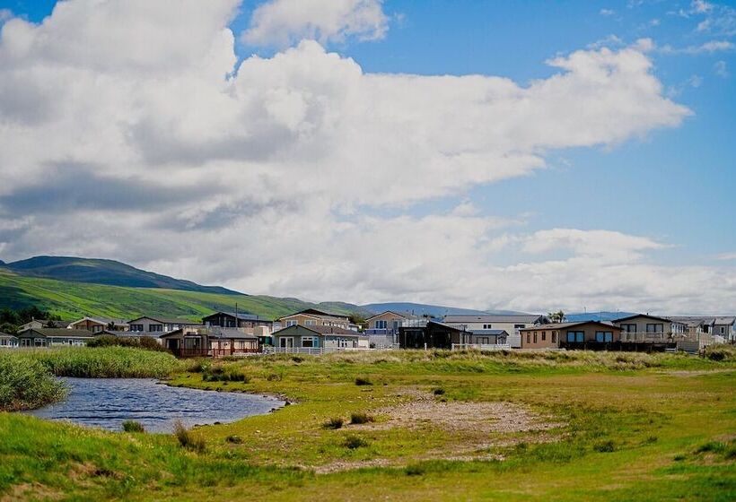 אתר נופש Barmouth Bay