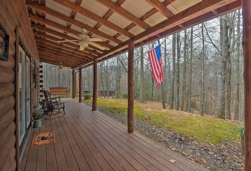 Rural Murphy Cabin   Yard, Hot Tub & Fire Pit