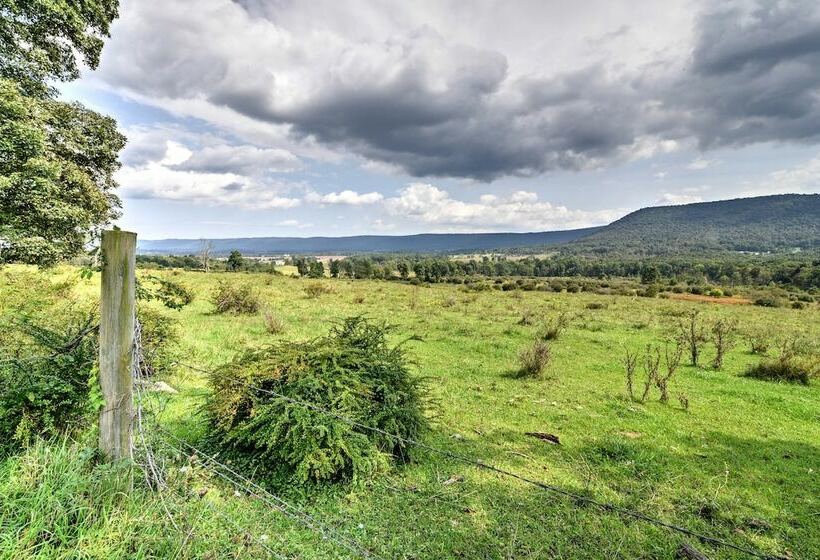 Rustic Bedford Cabin Near Hunting & Fishing