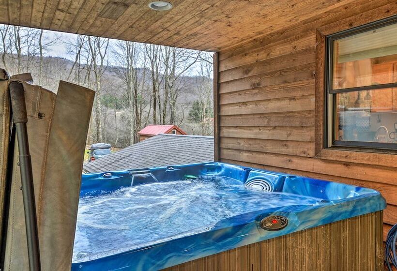 Rustic Cabin In The Woods: 6 Mi To Snowshoe Resort