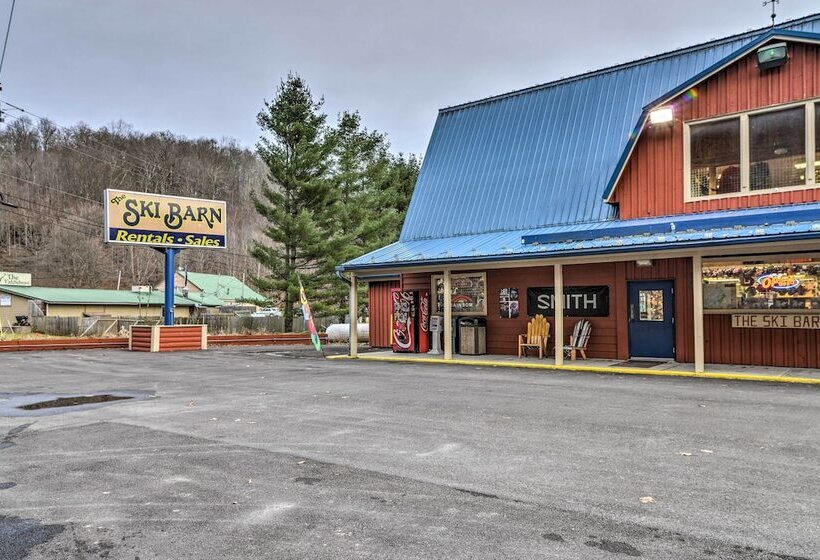Rustic Cabin In The Woods: 6 Mi To Snowshoe Resort