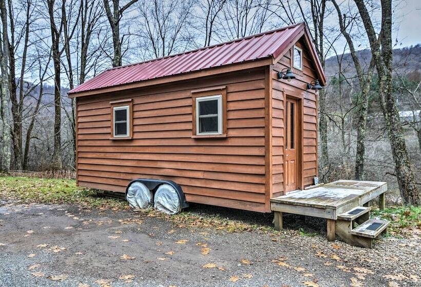 Rustic Cabin In The Woods: 6 Mi To Snowshoe Resort