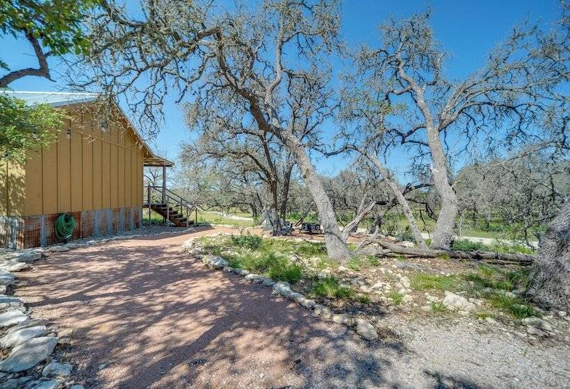 Rustic Chic Country Cabin   10 Mi To Main Street!