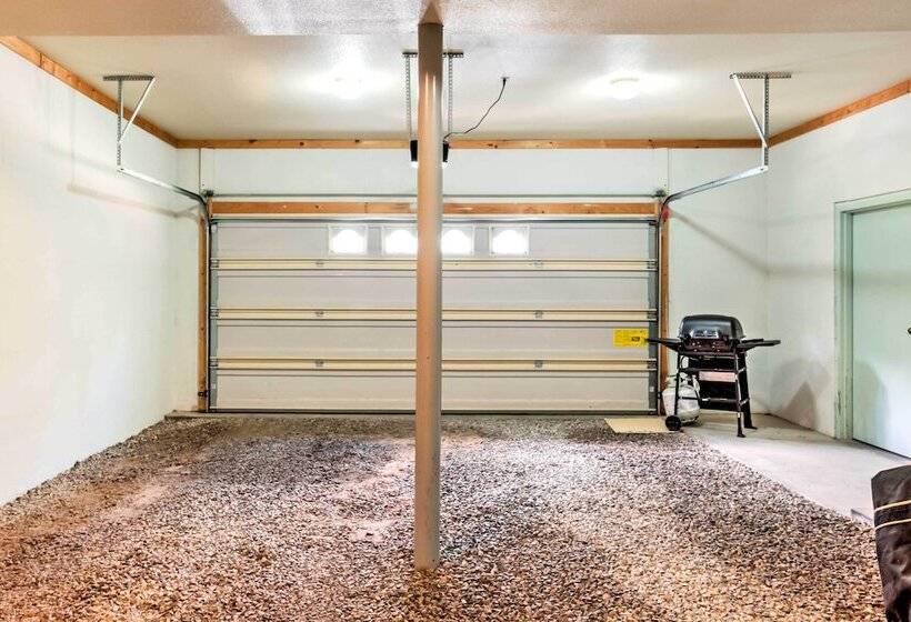 Cloudcroft Home W/ Spacious Stargazing Deck!