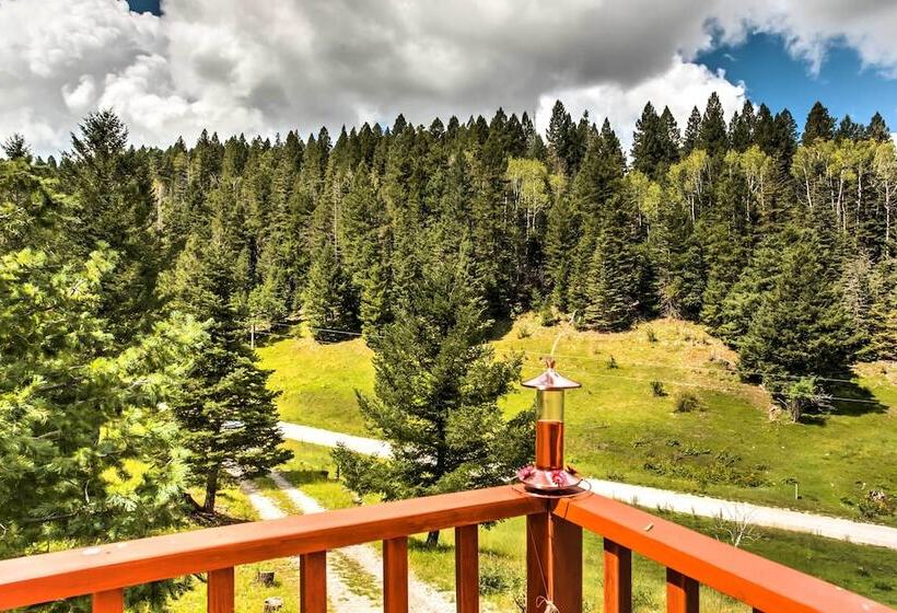 Cloudcroft Home W/ Spacious Stargazing Deck!