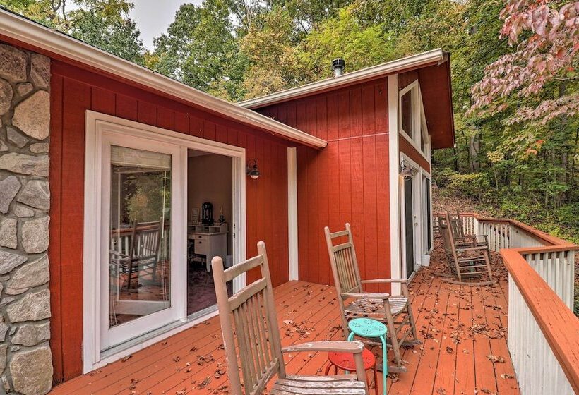 Rustic Red Cabin W/ Deck In Maggie Valley Club!
