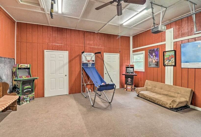 Rustic Red Cabin W/ Deck In Maggie Valley Club!