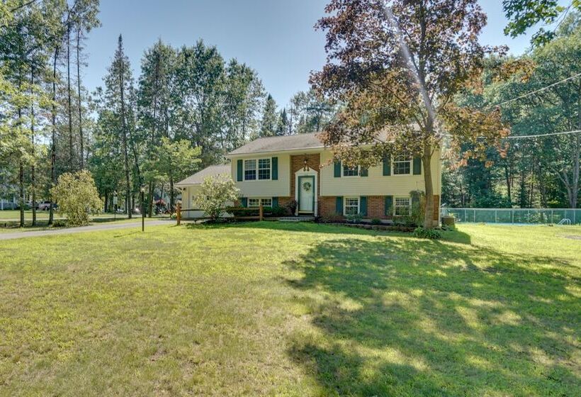 Saratoga Springs Haven W/ Pool + Fire Pit!