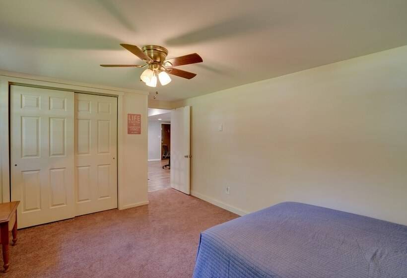 Saratoga Springs Haven W/ Pool + Fire Pit!