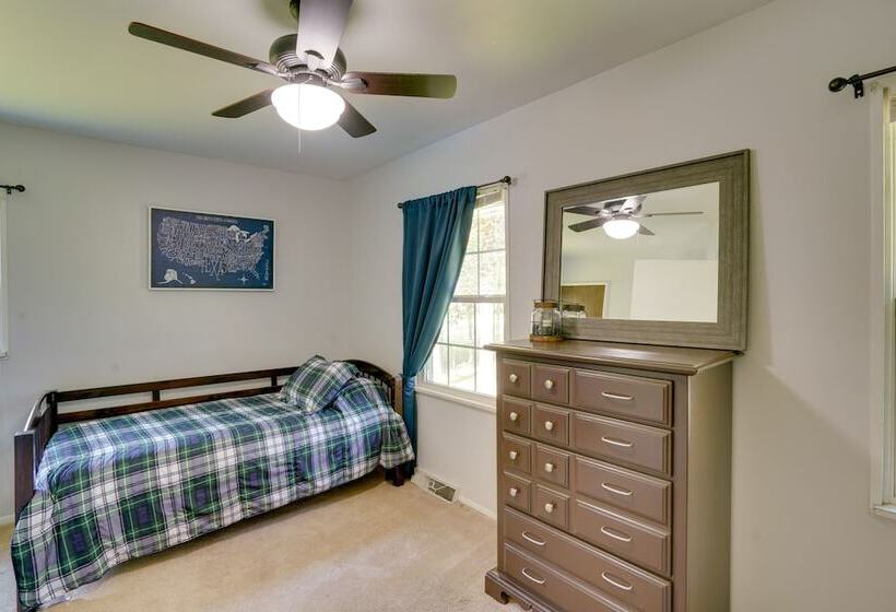 Saratoga Springs Haven W/ Pool + Fire Pit!