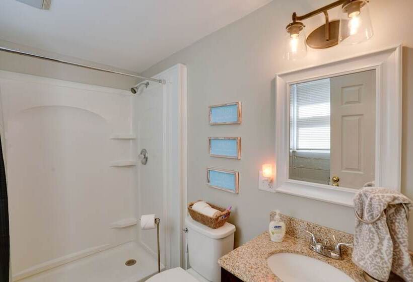 Saratoga Springs Haven W/ Pool + Fire Pit!