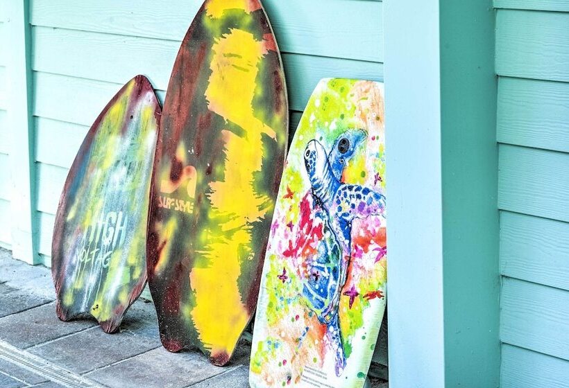 Sea Turtle Suite  Condo W/ Clearwater Beach Views