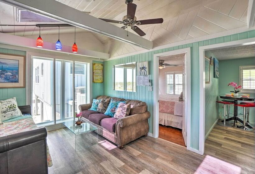 Sea Turtle Suite  Condo W/ Clearwater Beach Views
