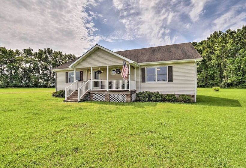 Pet Friendly Woodsy Gem: 1/4 Mi To Chesapeake Bay