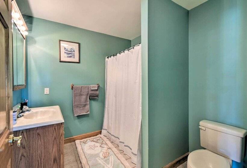 Pet Friendly Woodsy Gem: 1/4 Mi To Chesapeake Bay