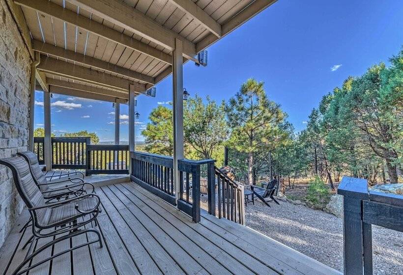 Serene Alto Cabin W/ Mountain Views & Fire Pit!
