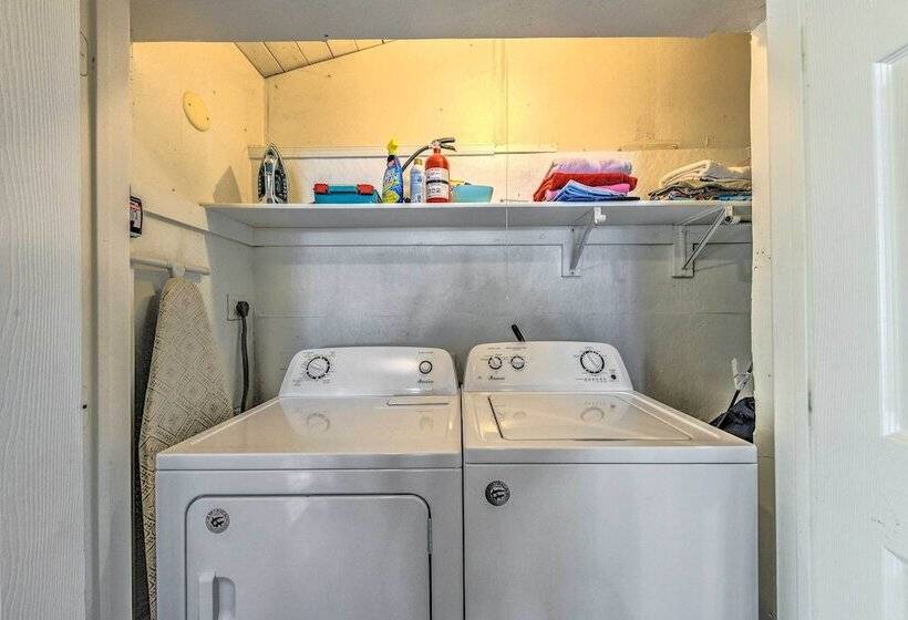 Serene Alto Cabin W/ Mountain Views & Fire Pit!