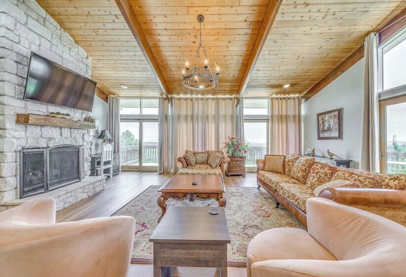 Serene Alto Cabin W/ Mountain Views & Fire Pit!