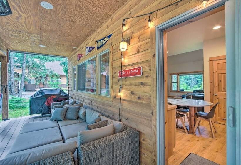 Cle Elum Lake Home W/ Hot Tub & Mountain Views