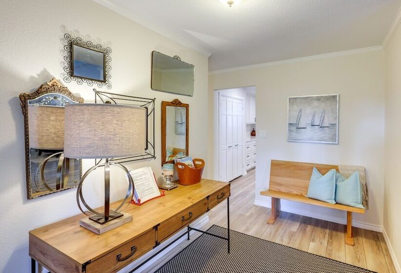 Serene Lakefront Home In Hot Springs W/ Boat Dock!