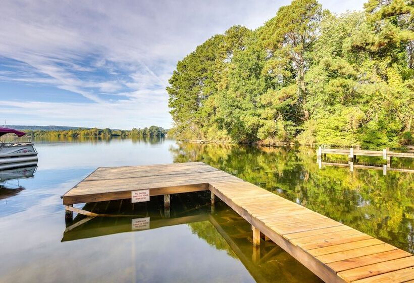 Serene Lakefront Home In Hot Springs W/ Boat Dock!