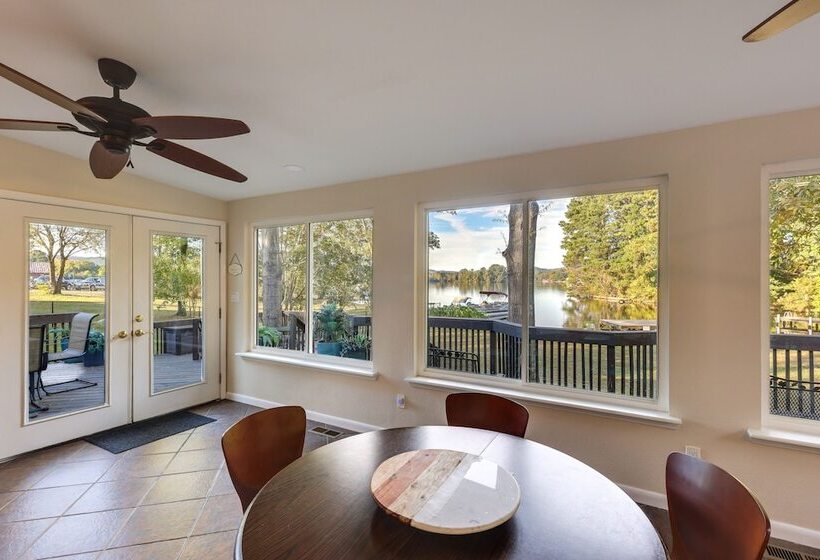 Serene Lakefront Home In Hot Springs W/ Boat Dock!