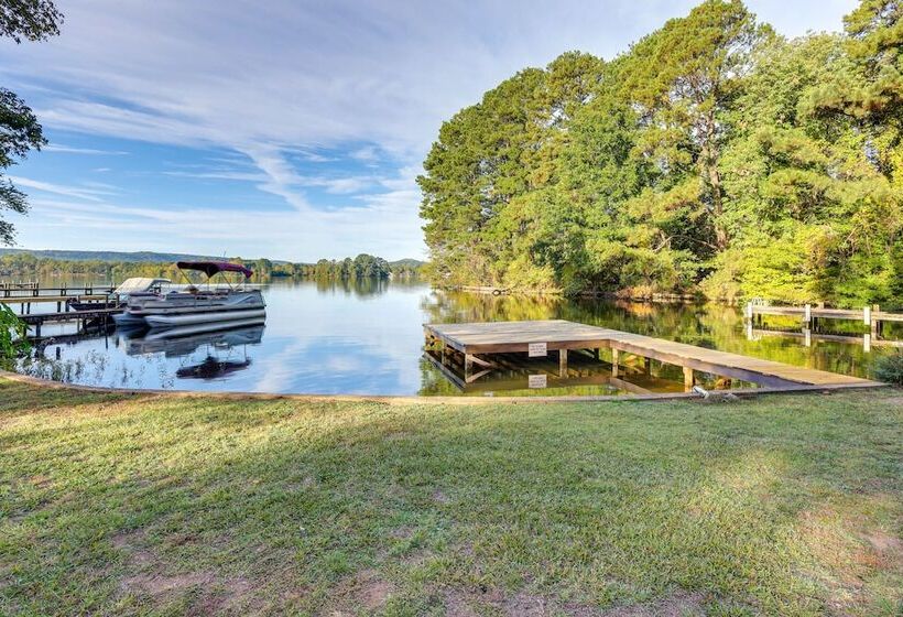 Serene Lakefront Home In Hot Springs W/ Boat Dock!