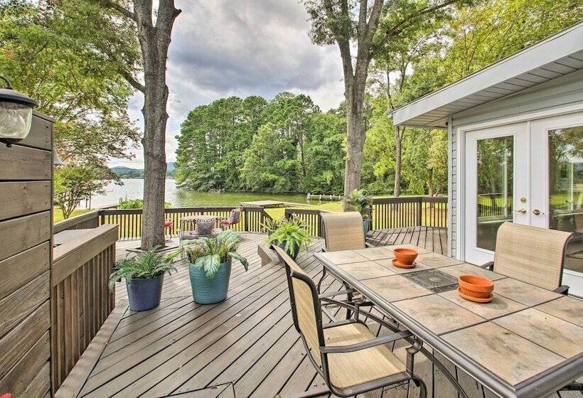 Serene Lakefront Home In Hot Springs W/ Boat Dock!