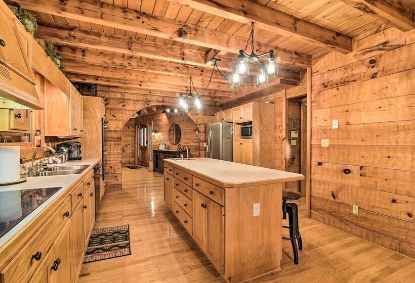 Serene Lewisburg Lakefront Retreat W/ Dock