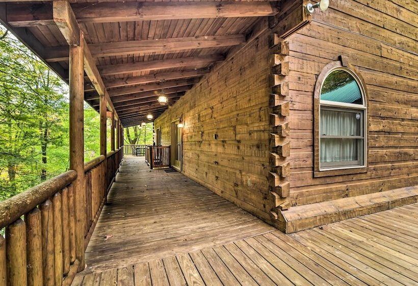 Serene Lewisburg Lakefront Retreat W/ Dock