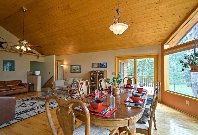 Serene Mtn Home W/decks: Hike, Bike, & Raft Nearby