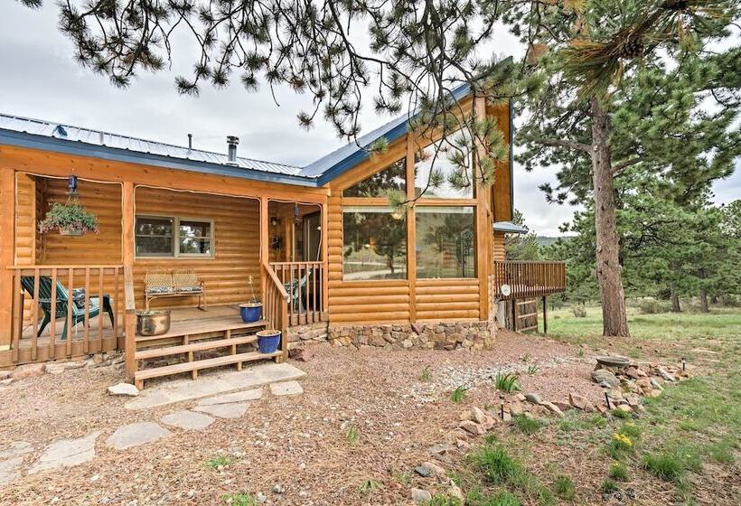 Serene Mtn Home W/decks: Hike, Bike, & Raft Nearby