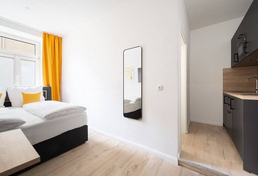 Servus Apartments By Homaris