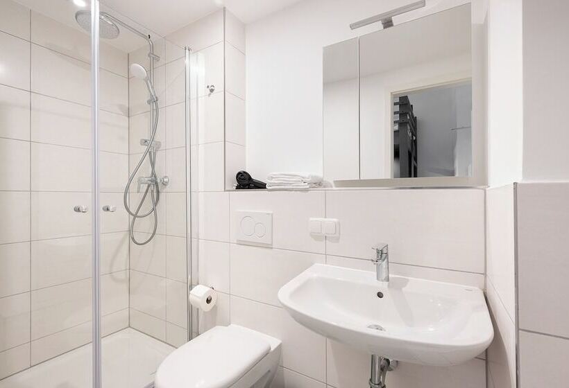 Servus Apartments By Homaris