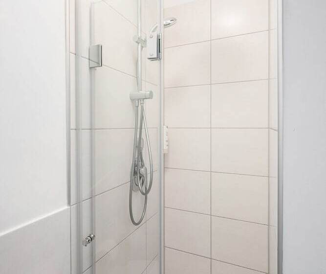 Servus Apartments By Homaris