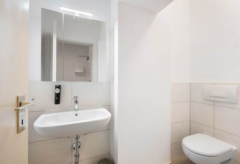 Servus Apartments By Homaris