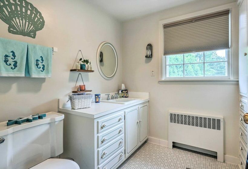 Sheboygan Home W/ Views Of Lake & Lighthouse!