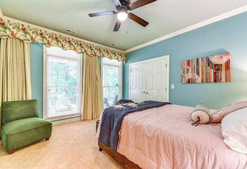 Sherrills Ford Escape W/ Hot Tub, Deck & Yard