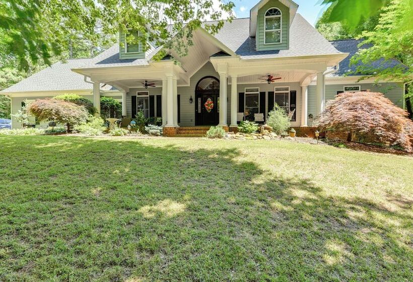 Sherrills Ford Escape W/ Hot Tub, Deck & Yard